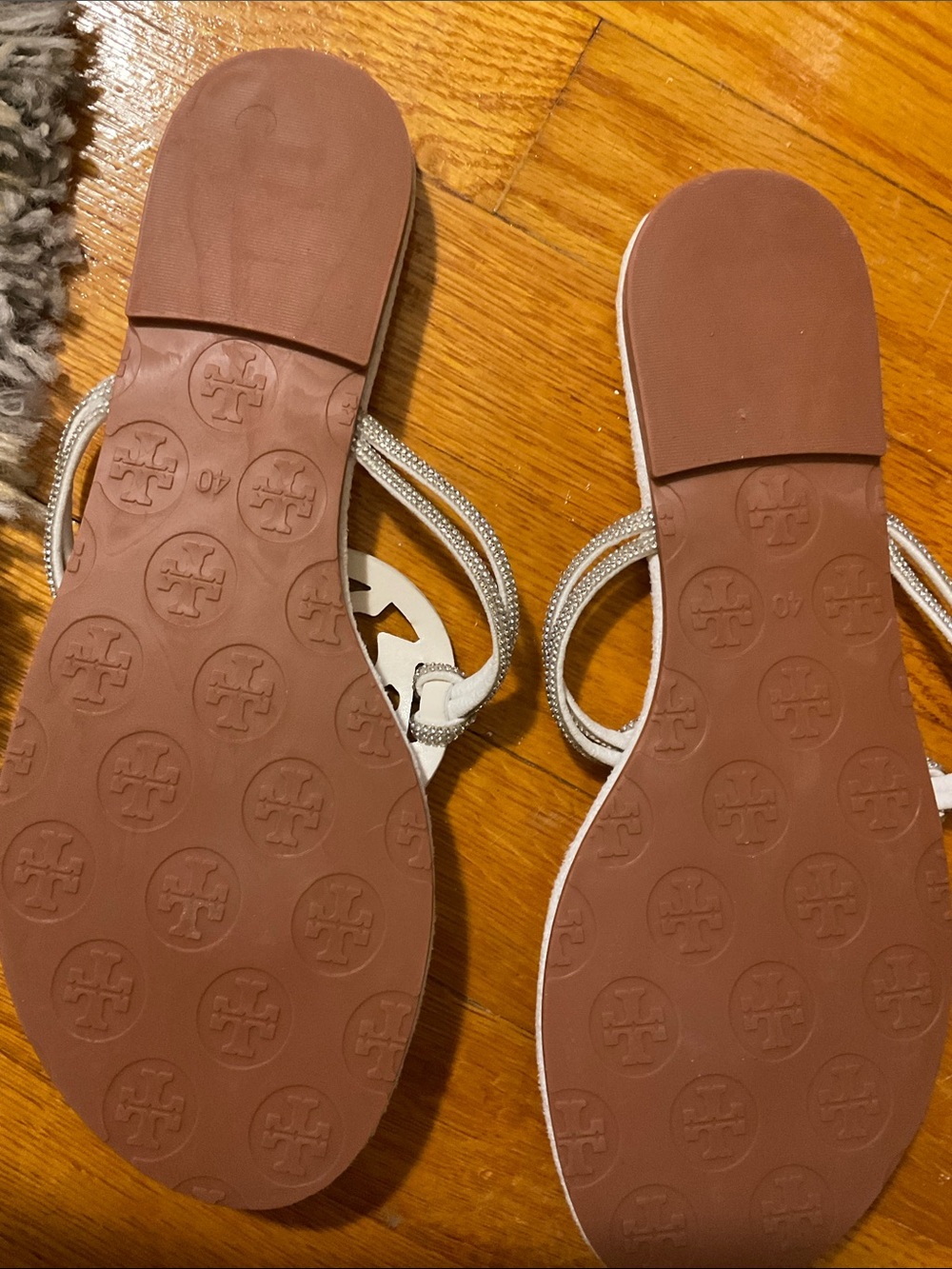SANDALS - Picture 2 of 3